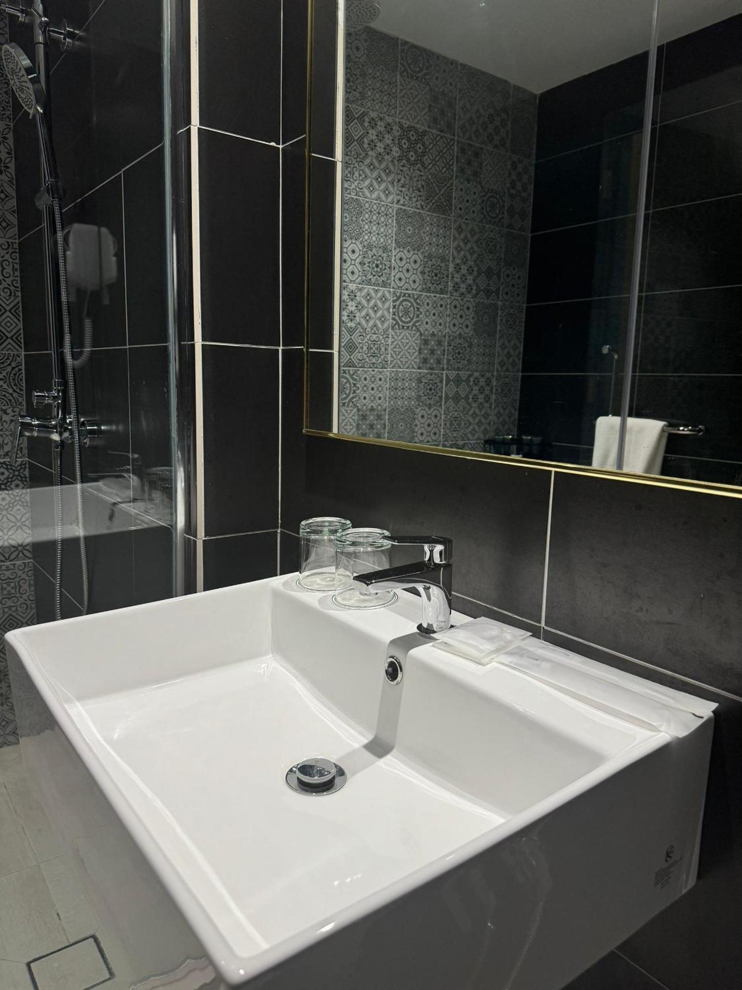 Le'Genda Hotel Kajang Dış mekan fotoğraf